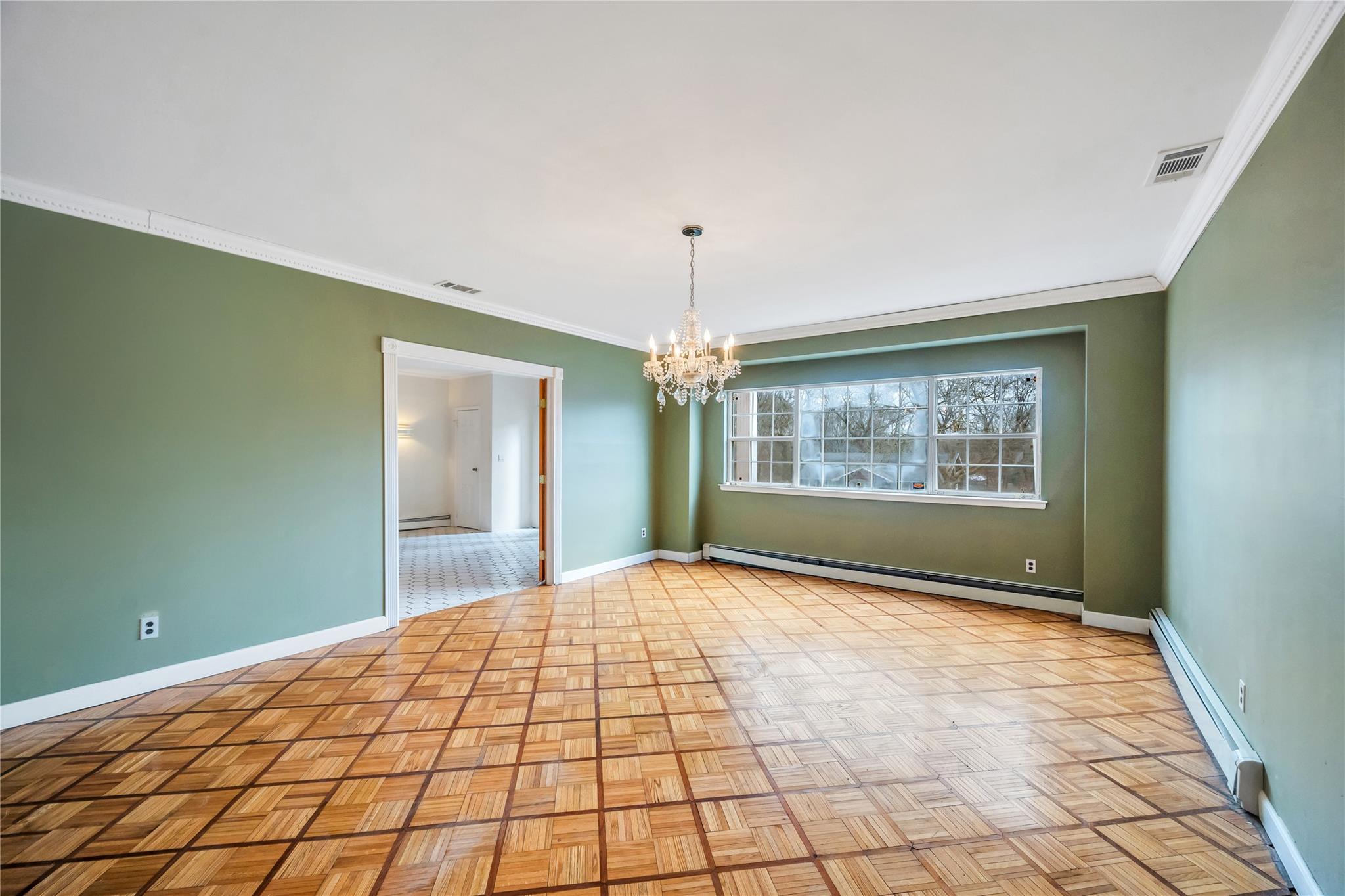 79 Wildwood Drive, Dix Hills, New York image 8