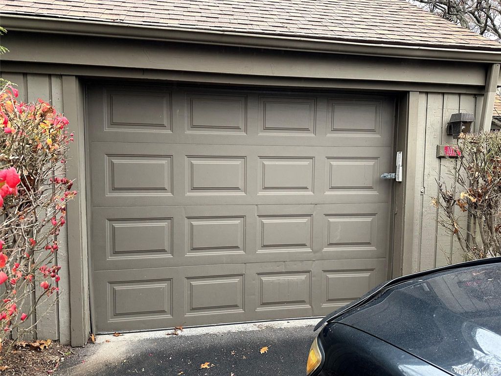 Photo of 107C Heritage Hills Hls, Somers, NY 10589 (MLS # 942777)