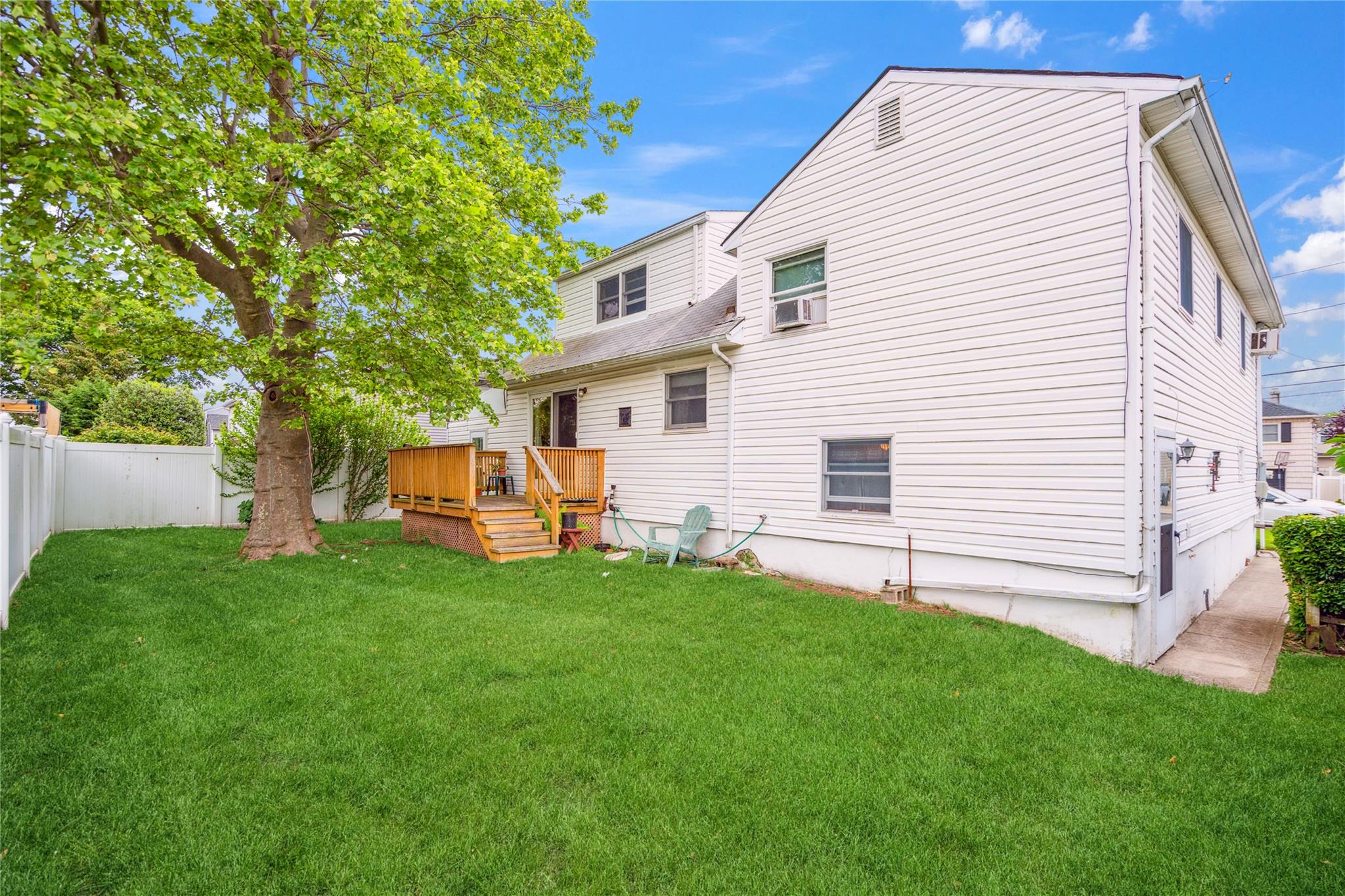 227 Lincoln Avenue, Island Park, New York image 21