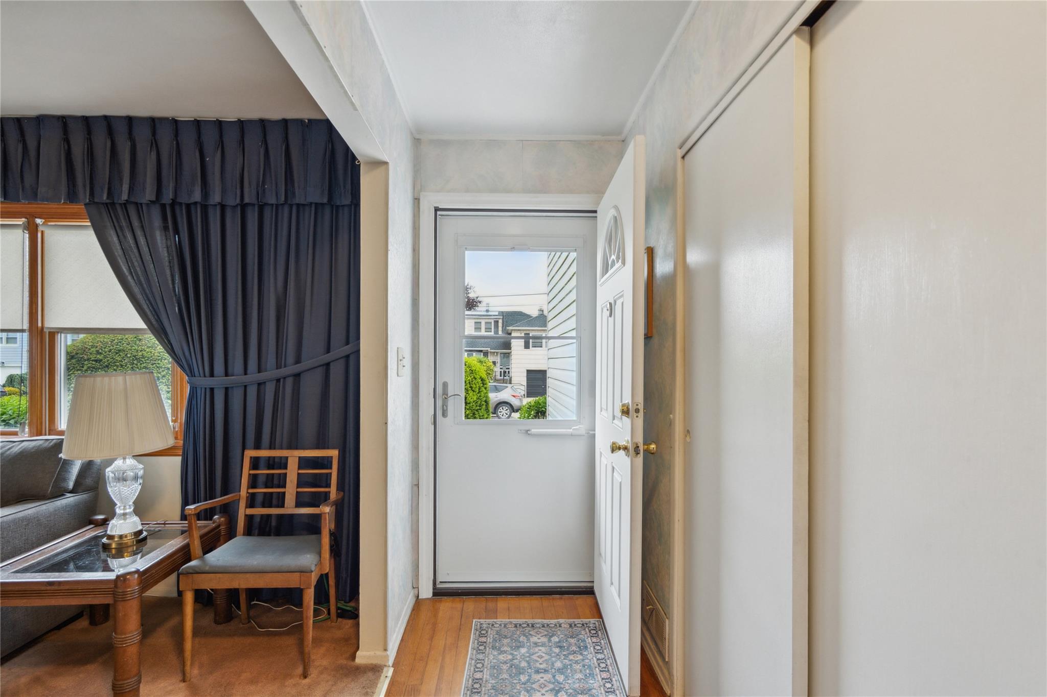 227 Lincoln Avenue, Island Park, New York image 8