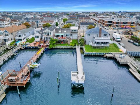 Photo of 1007 W Park Avenue, Long Beach, NY 11561 (MLS # 907245)