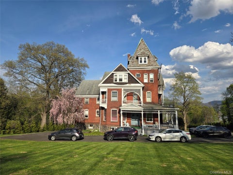 Apartment For Rent - 514 Grand Avenue #2E<br/> Newburgh, NY 12550