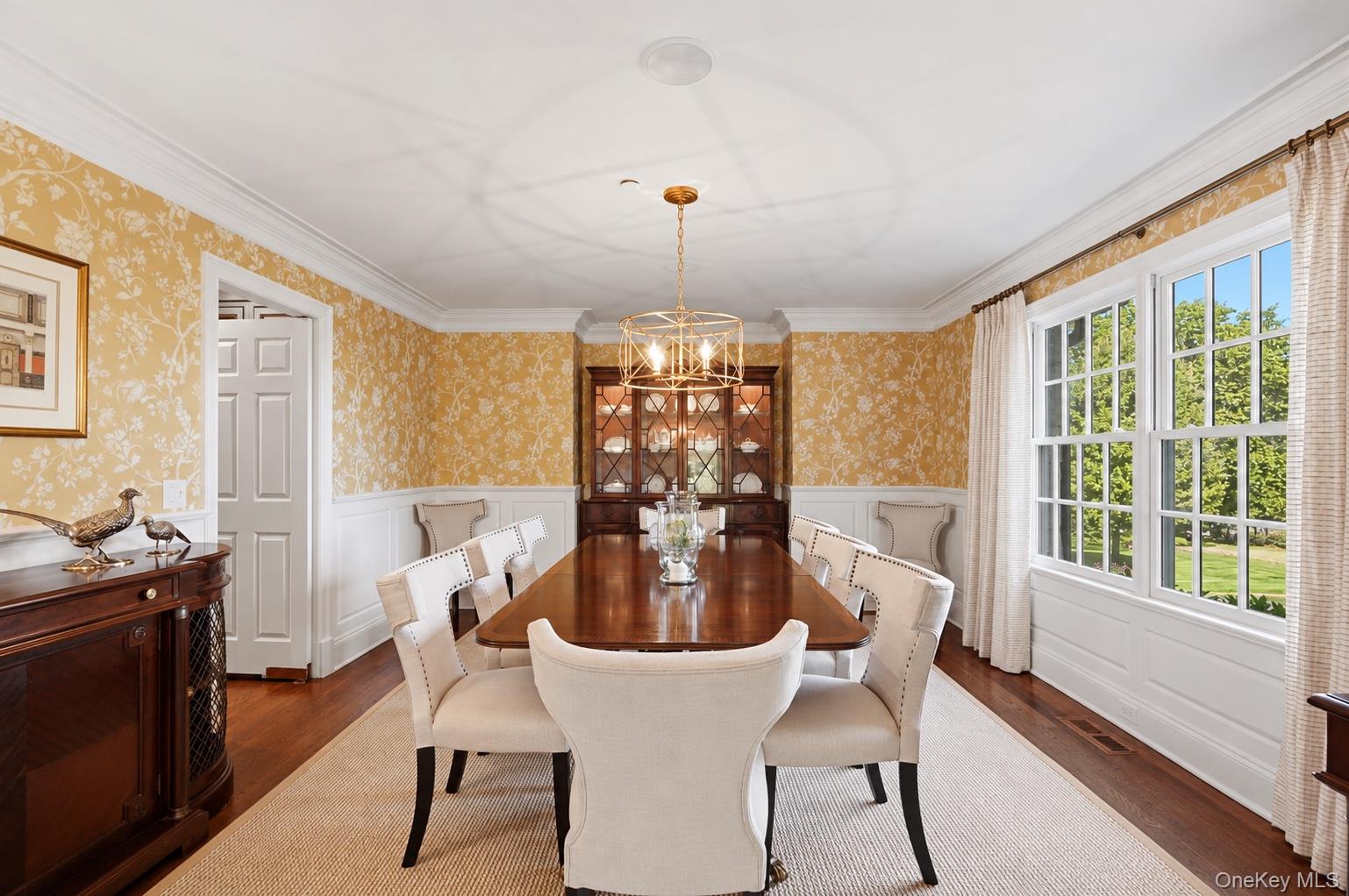81 Park Drive N
