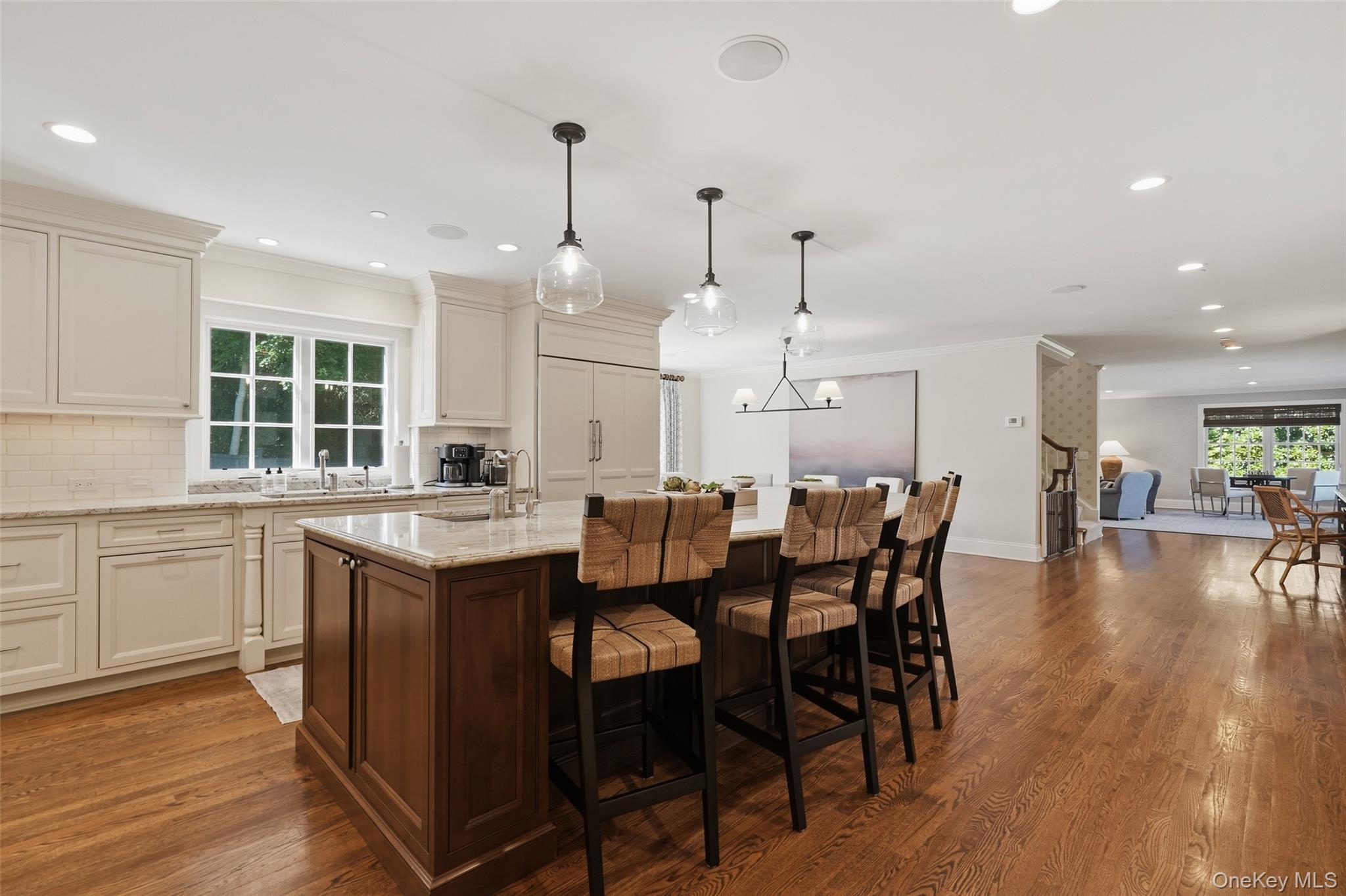 81 Park Drive N