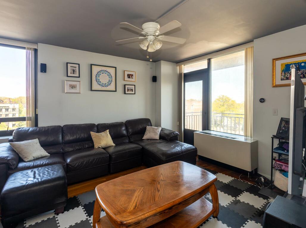 116-24 Grosvenor Lane Ln #8D, Kew Gardens, New York image 5