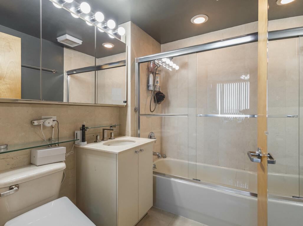 116-24 Grosvenor Lane Ln #8D, Kew Gardens, New York image 12