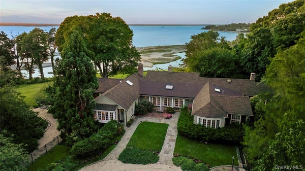 120 W CREEK FARMS RD, SANDS POINT, NY 11050 - Image 7fd4db62751e7a70f3fd2de73d3f9d17/1394767085