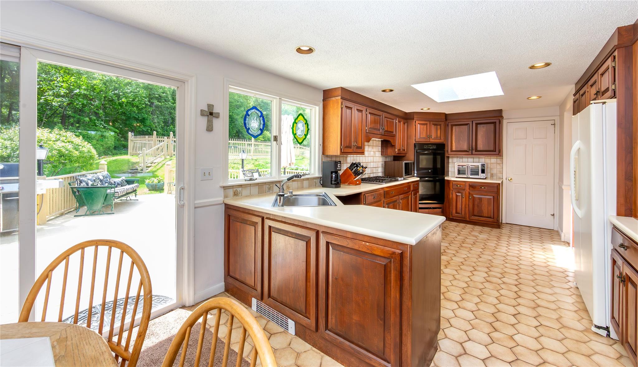 94 S Quaker Hill Road, Pawling, New York image 17