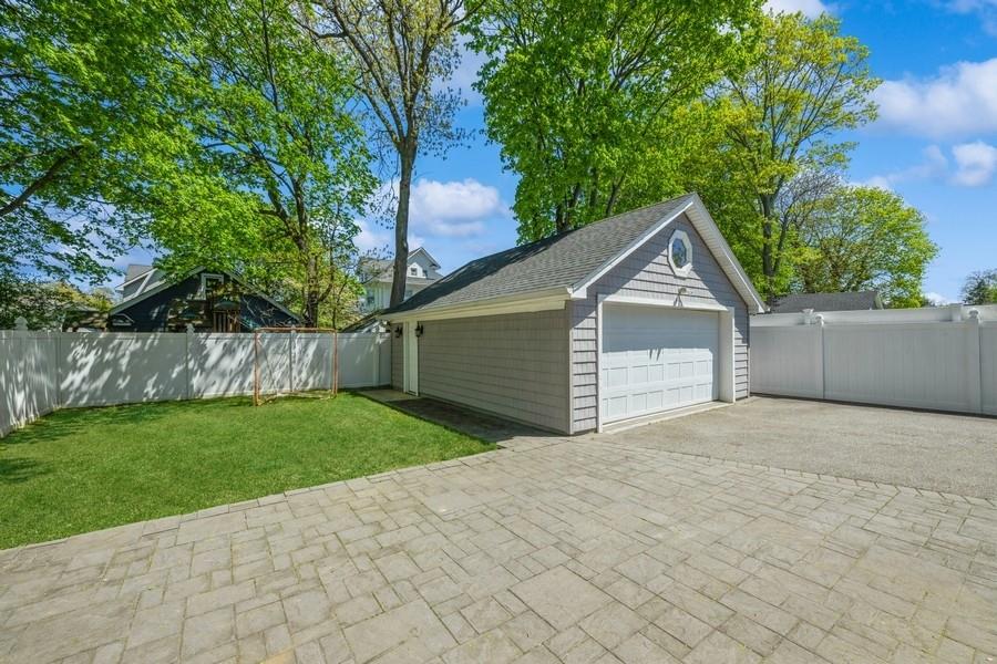 187 Lakeview Avenue, Rockville Centre, New York image 30