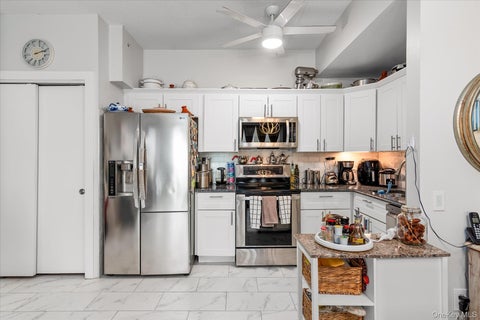 Condo For Sale - 221 Beach 80th Street #7B<br/> Rockaway Beach, NY 11693