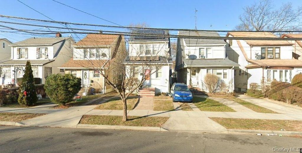 Photo of 188-11 104th Avenue, Saint Albans, NY 11412 (MLS # 961173)