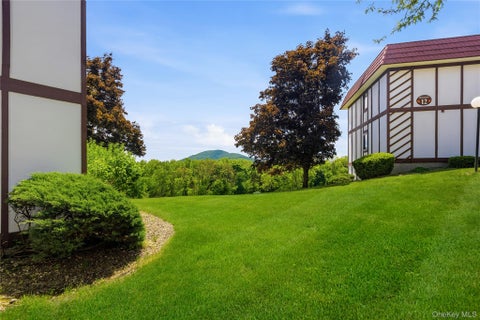 Condo For Sale - 13 Skyline Drive #10<br/> Dutchess County, Fishkill, NY 12524