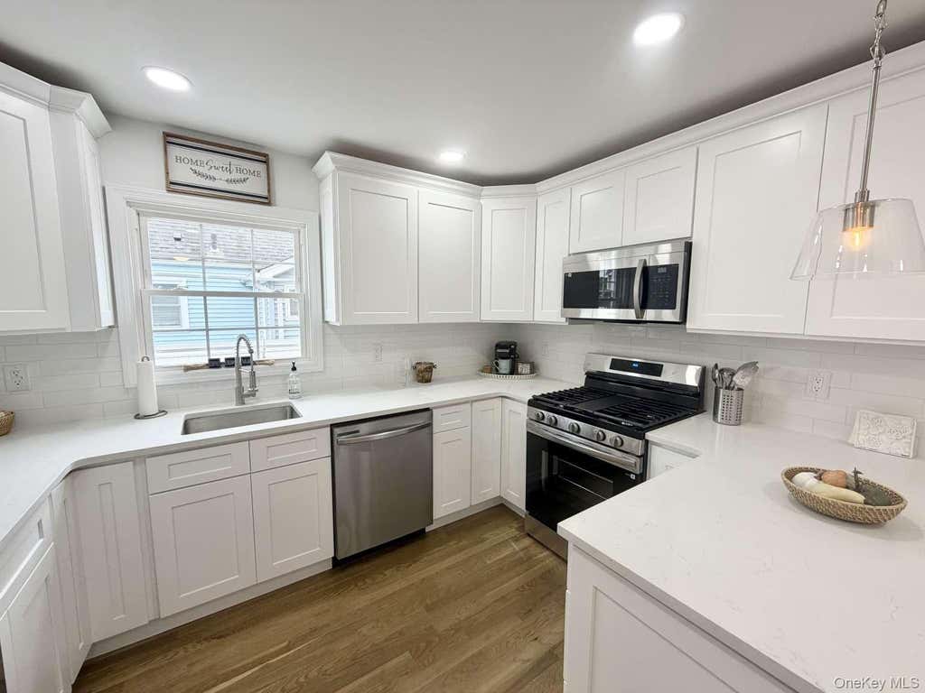 Photo of 20 Iris Avenue, Merrick, NY 11566 (MLS # 1041616)