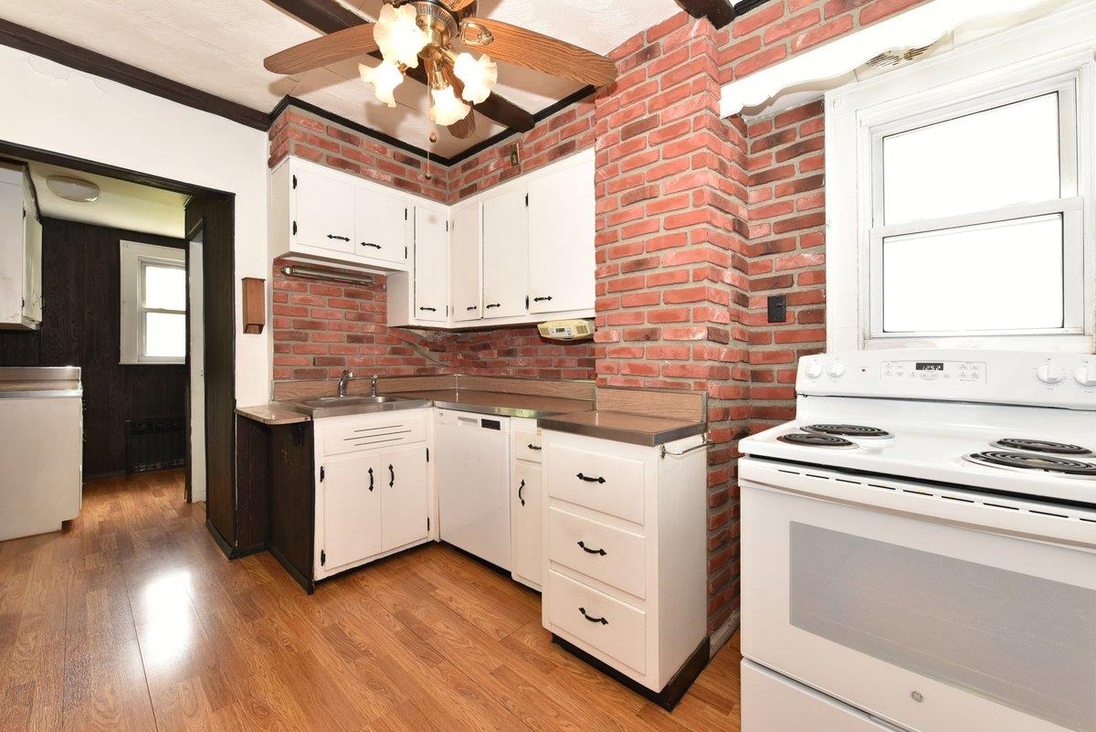 50 Fordham Street, Williston Park, New York image 11