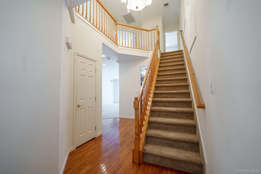 Photo of 9 Mohannis Way, Kings Park, NY 11754 (MLS # 960508)