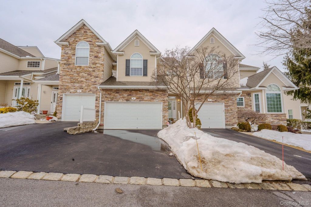 Photo of 9 Mohannis Way, Kings Park, NY 11754 (MLS # 960508)