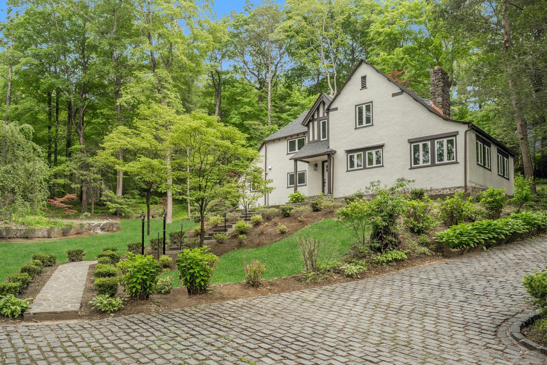 34 Glenside Place, Chappaqua, New York image 40