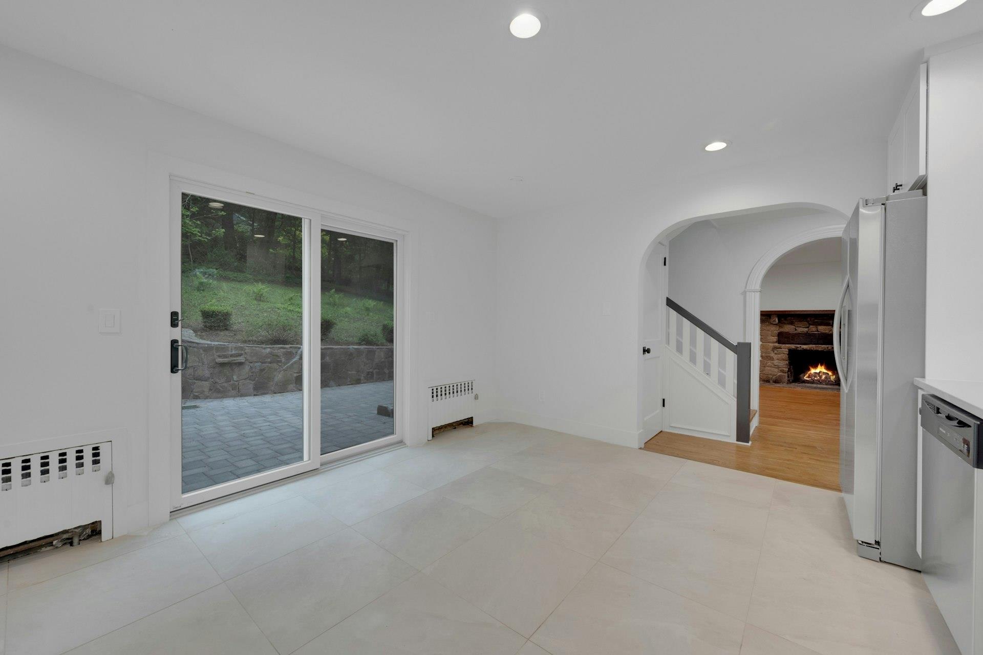 34 Glenside Place, Chappaqua, New York image 18