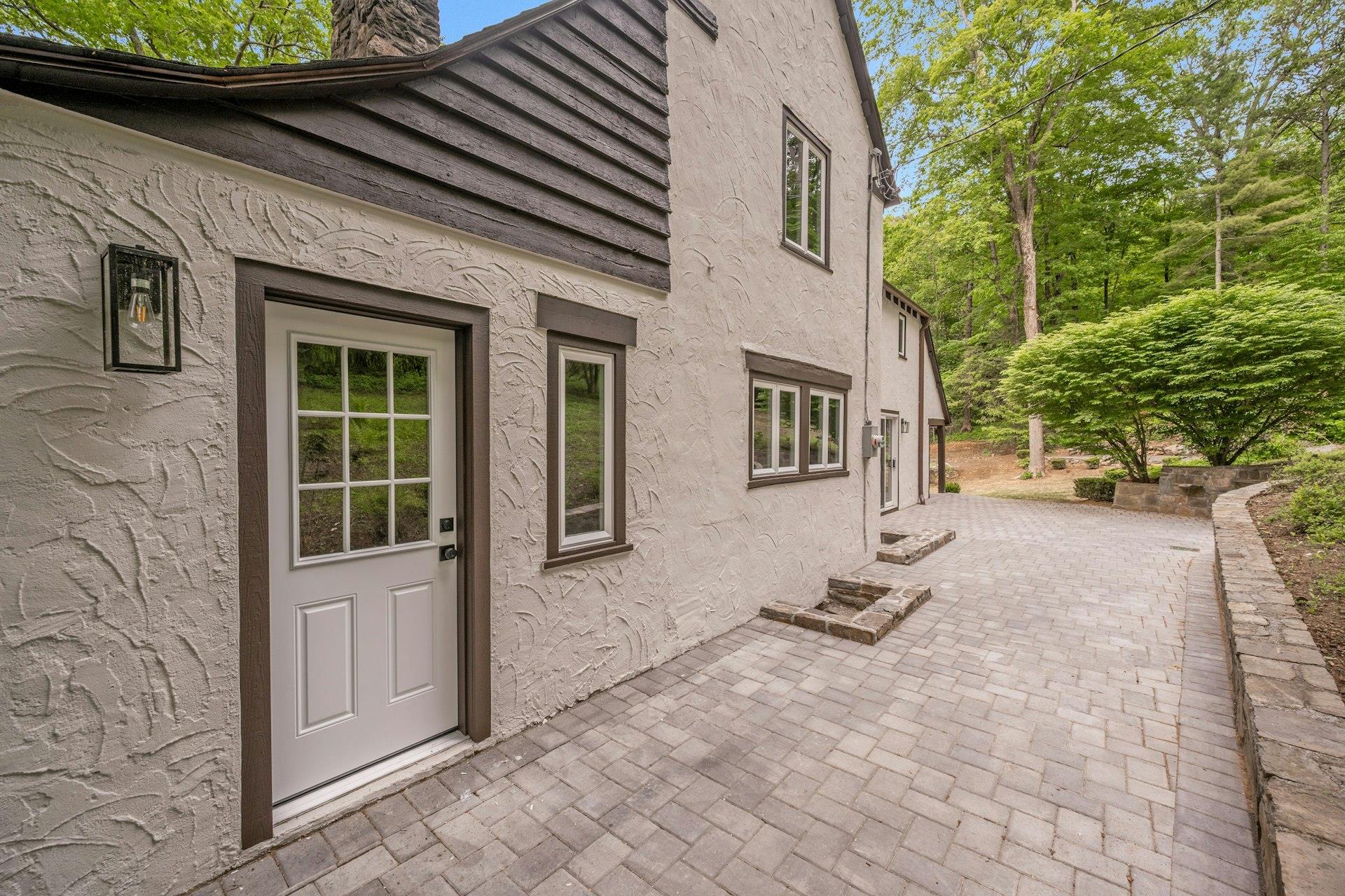 34 Glenside Place, Chappaqua, New York image 29