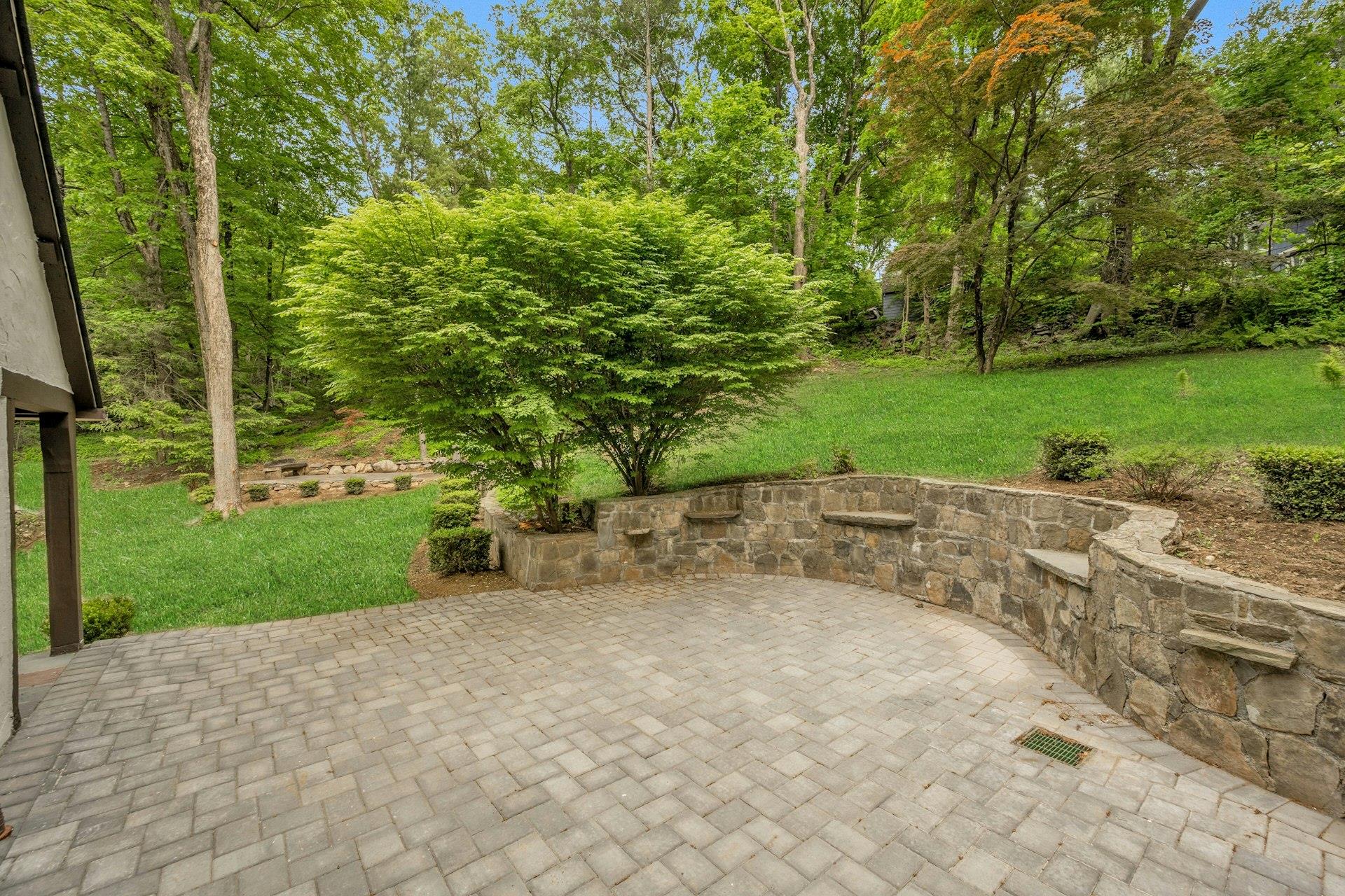 34 Glenside Place, Chappaqua, New York image 31