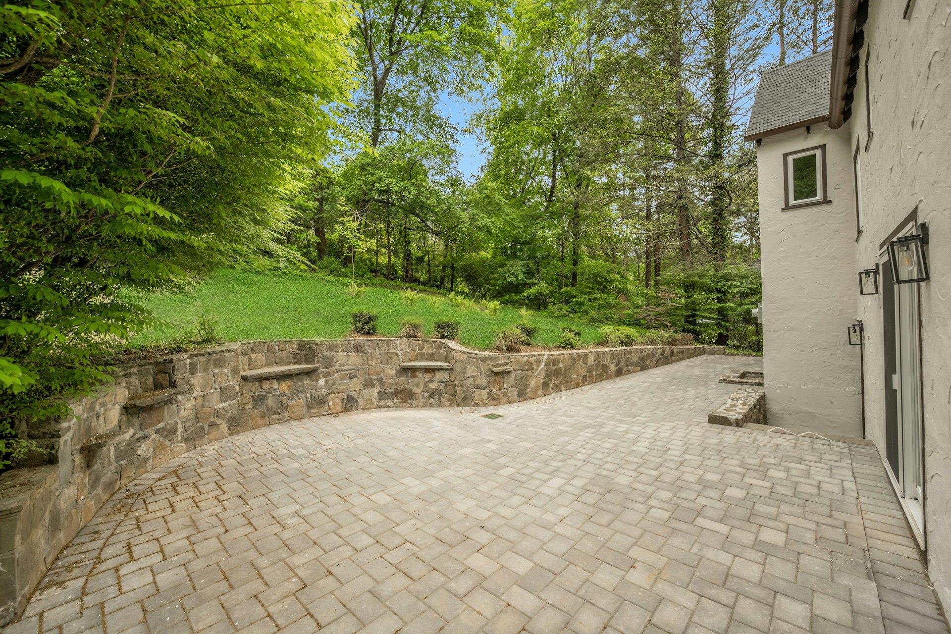 34 Glenside Place, Chappaqua, New York image 30