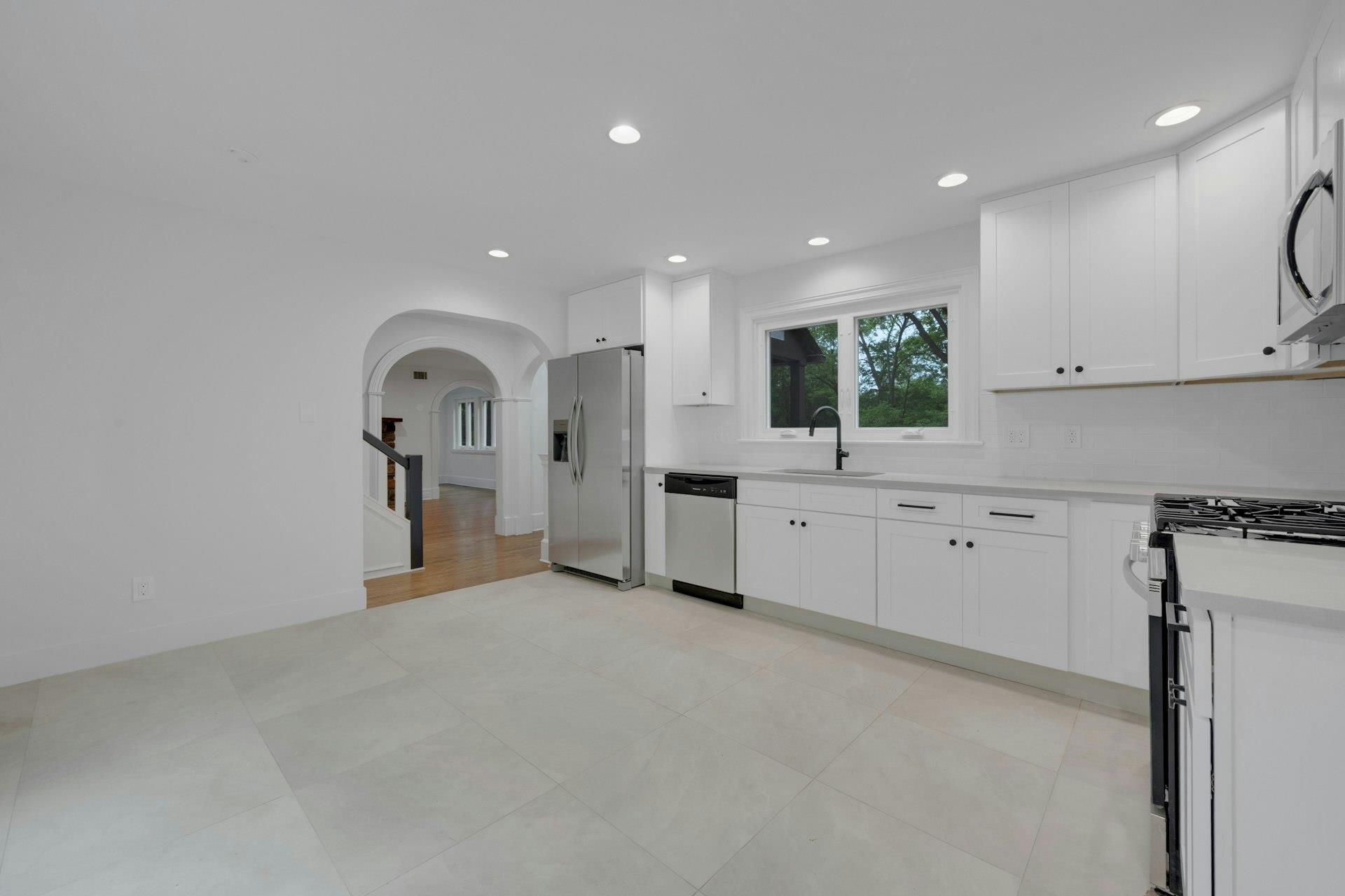 34 Glenside Place, Chappaqua, New York image 17