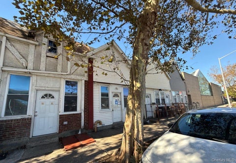 Photo of 114-56 Van Wyck Expressway, Jamaica, NY 11420 (MLS # 1065116)