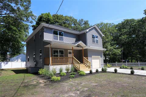 Homes For Sale - 245 New Avenue<br/> Suffolk County, Wyandanch, NY 11798