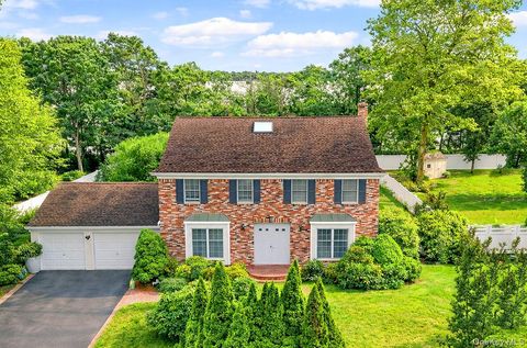 Homes For Sale - 30 Ashford Drive<br/> Bohemia, NY 11716