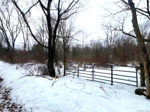 40 Lo Presti Road Middletown NY 10940