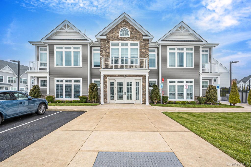 Photo of 506 Emanuel Way #73, East Meadow, NY 11554 (MLS # 962581)