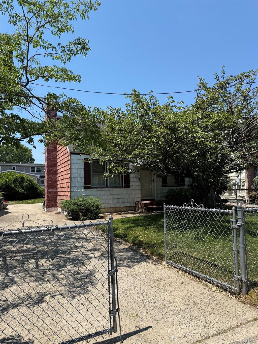 Photo of 288 Semton Boulevard, Franklin Square, NY 11010 (MLS # 1001867)