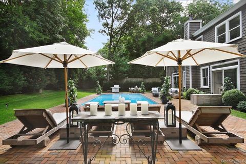 10 Bay View Road N Southampton NY 11968
