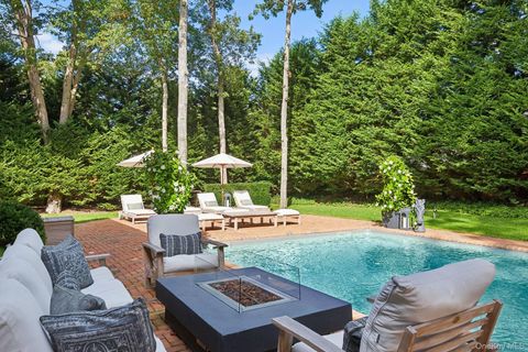 10 Bay View Road N Southampton NY 11968