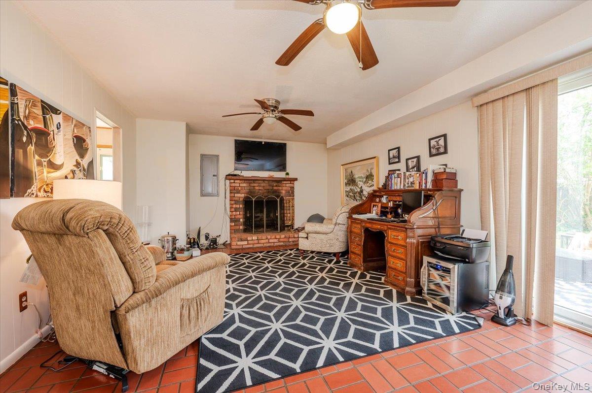 Atlantic Beach, New York 11509, United States, 4 Bedrooms Bedrooms, ,3 BathroomsBathrooms,Residential,Active,197312