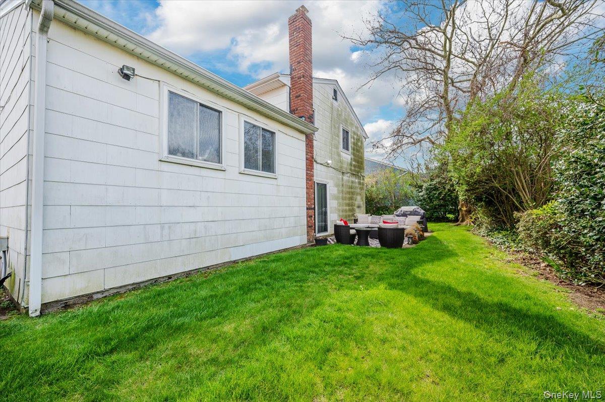 Atlantic Beach, New York 11509, United States, 4 Bedrooms Bedrooms, ,3 BathroomsBathrooms,Residential,Active,197312