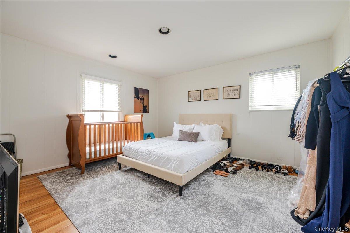 Atlantic Beach, New York 11509, United States, 4 Bedrooms Bedrooms, ,3 BathroomsBathrooms,Residential,Active,197312