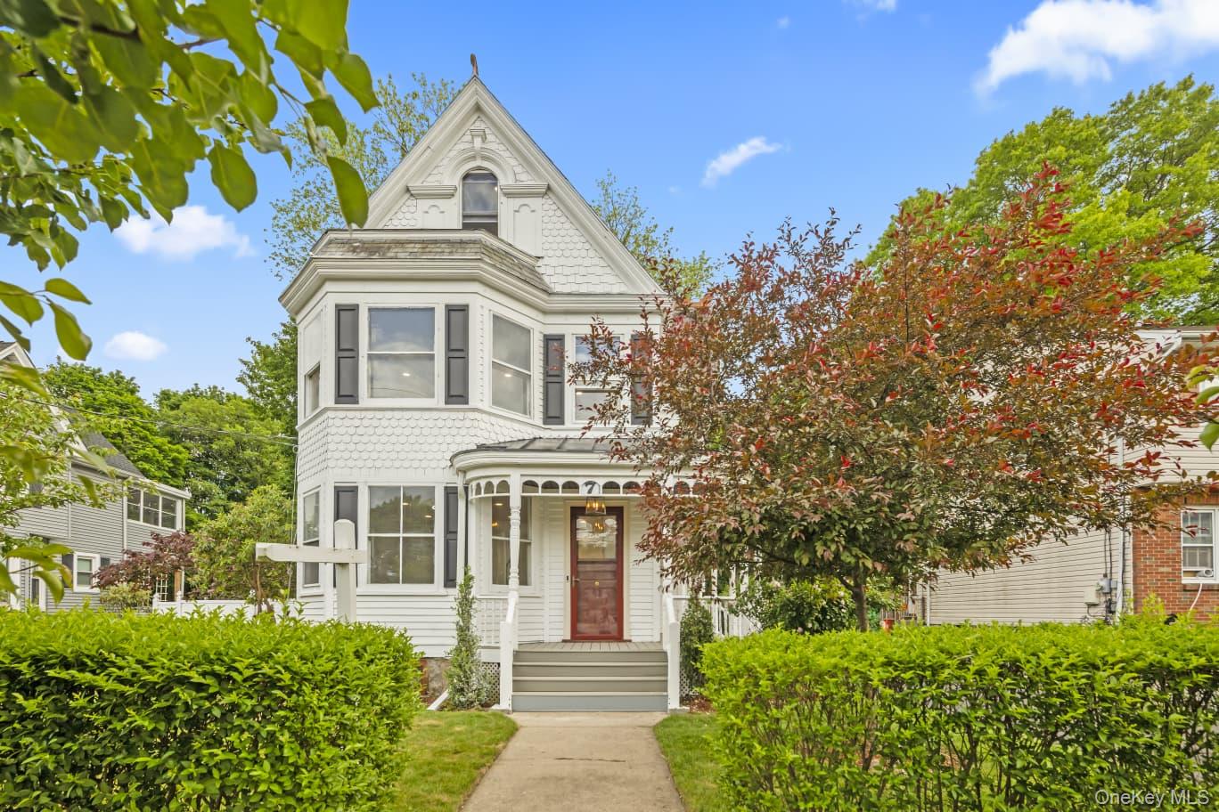 7 Clinton Place