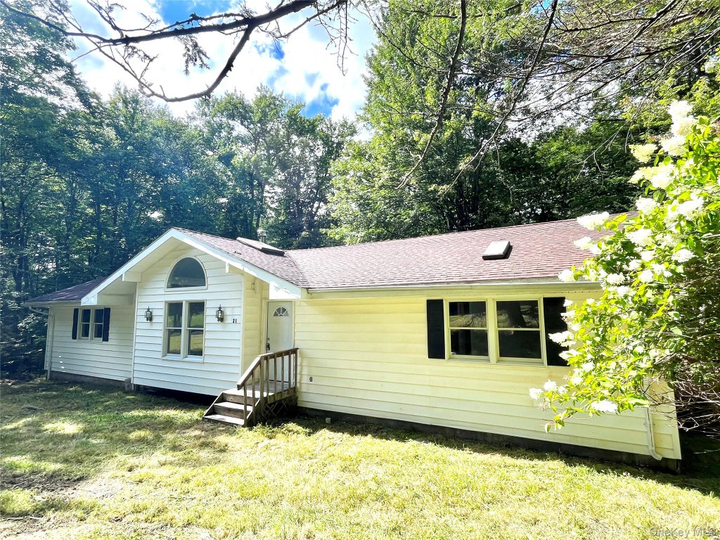 Photo of 21 Browns Road, Livingston Manor, NY 12758 (MLS # 1045597)
