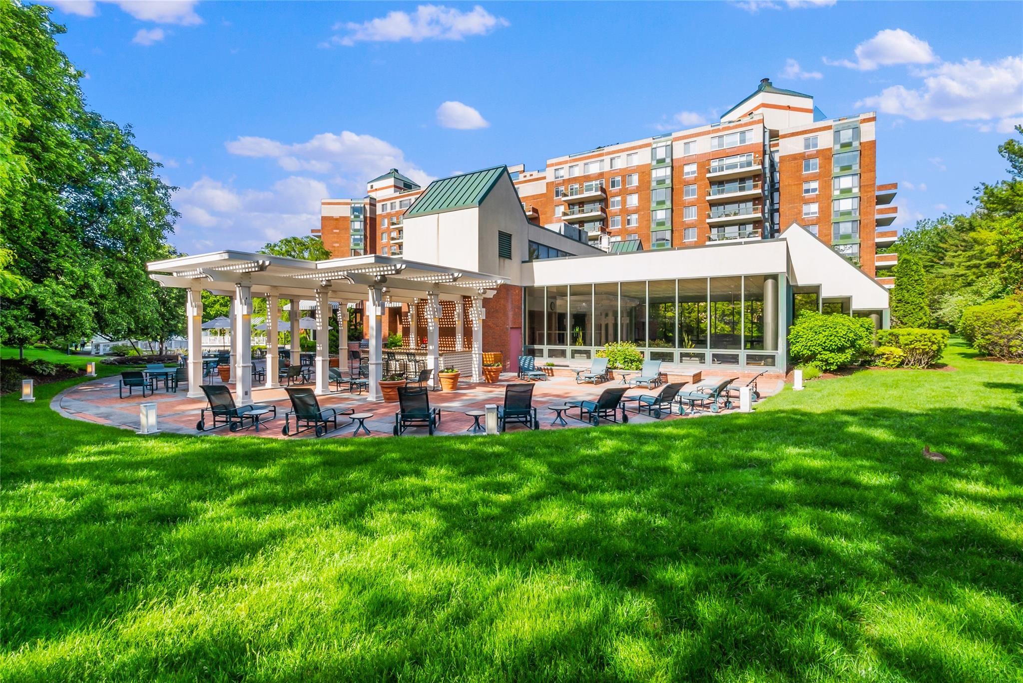 100 Hilton Avenue #510 E, Garden City, New York image 12
