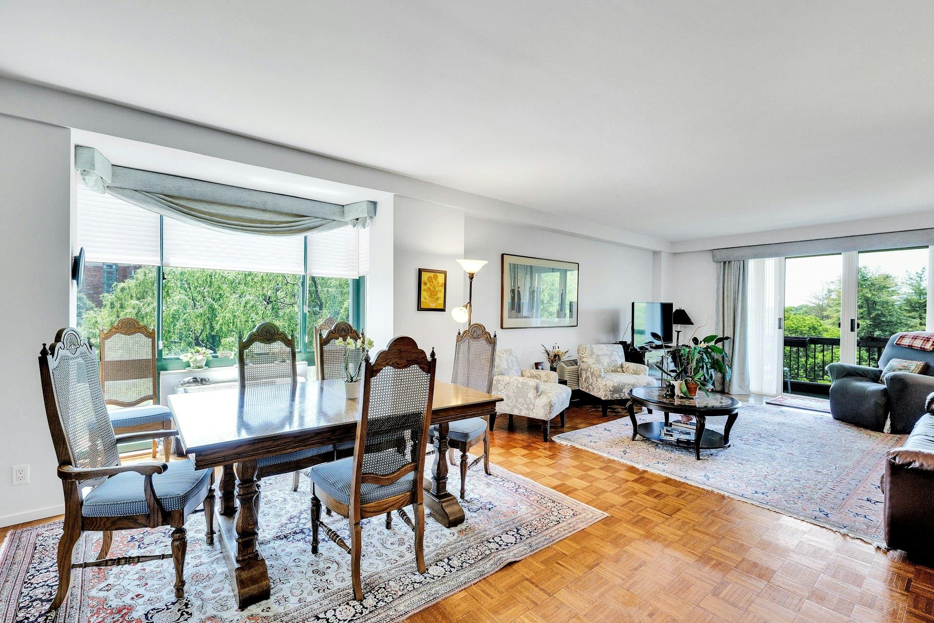 100 Hilton Avenue Avenue #510 E, Garden City, New York image 12