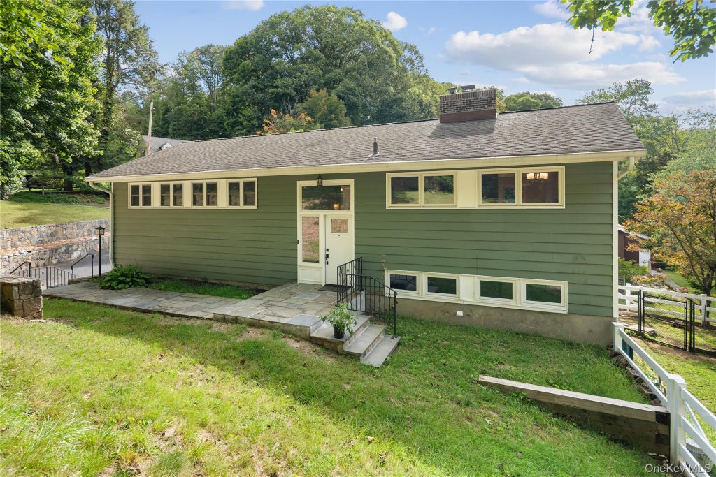 Photo of 94 Todd Lane, Briarcliff Manor, NY 10510 (MLS # 1044998)