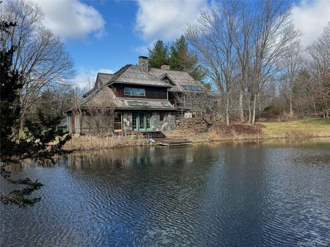 Homes For Rent - 22 Knight Road<br/> Clinton Corners, NY 12514