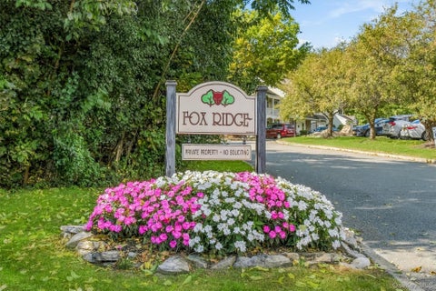Condo For Sale - 5 S Cambridge Court<br/> Fishkill, NY 12524