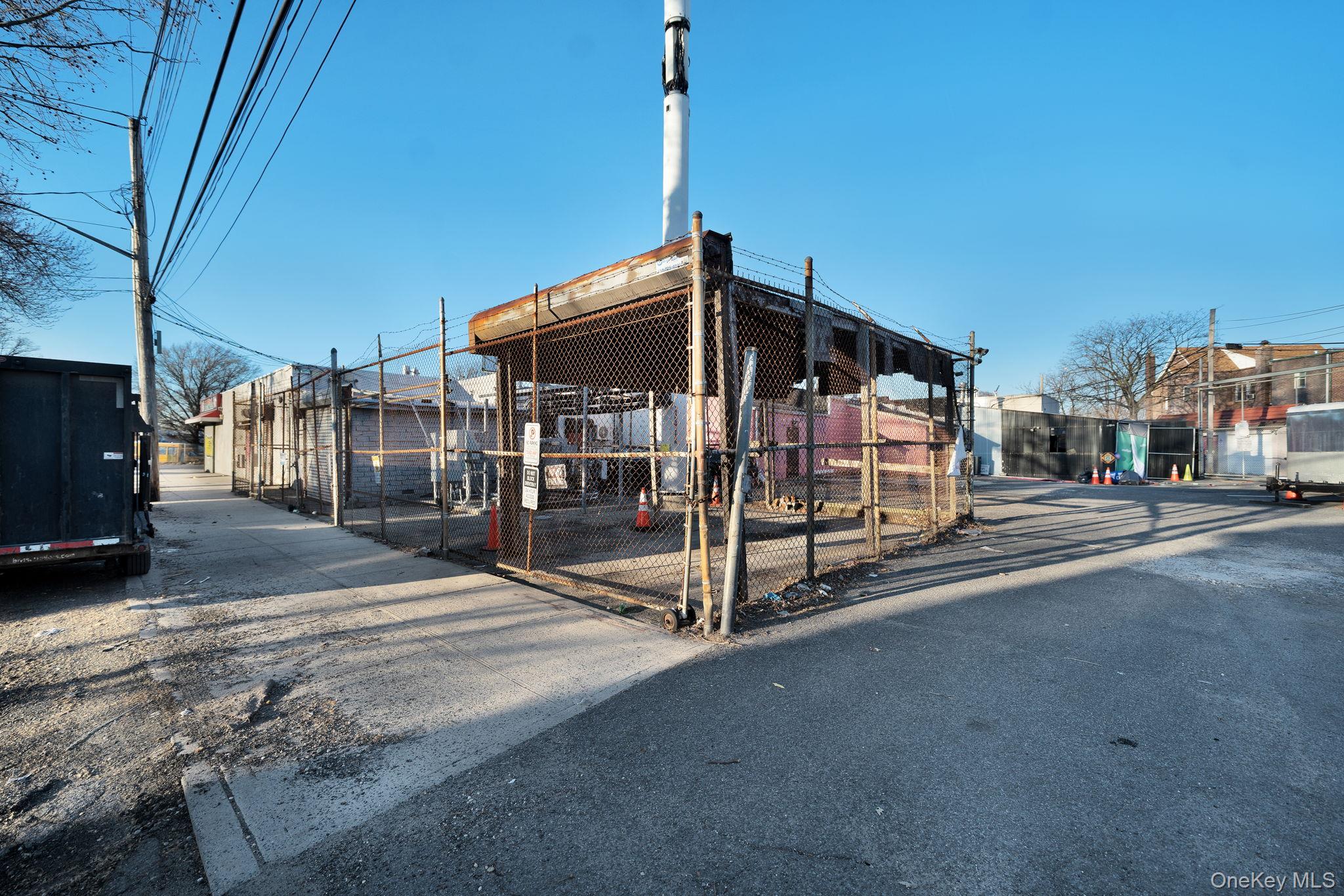 230-02 S Conduit Avenue