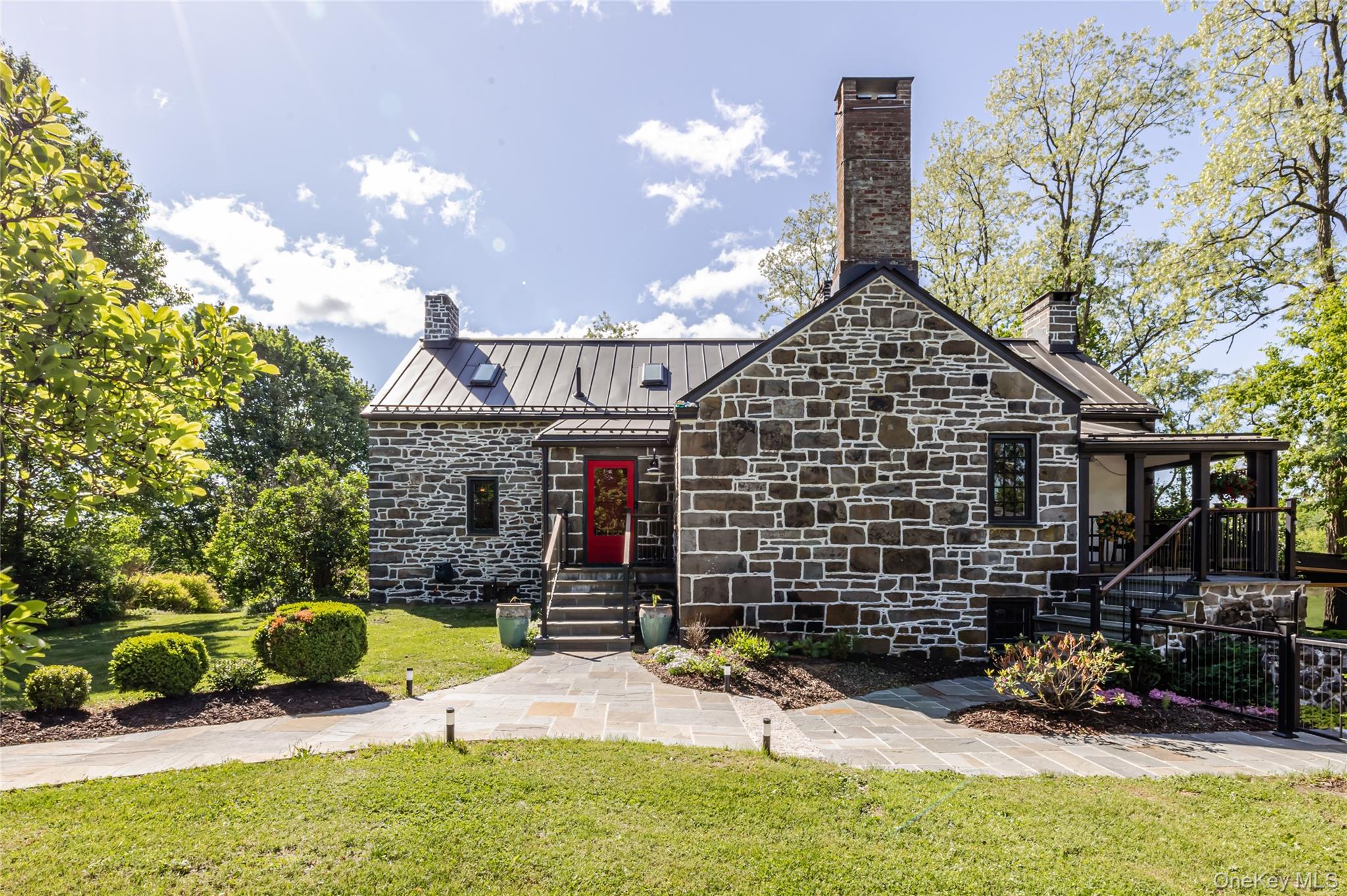 26 Roberson Avenue