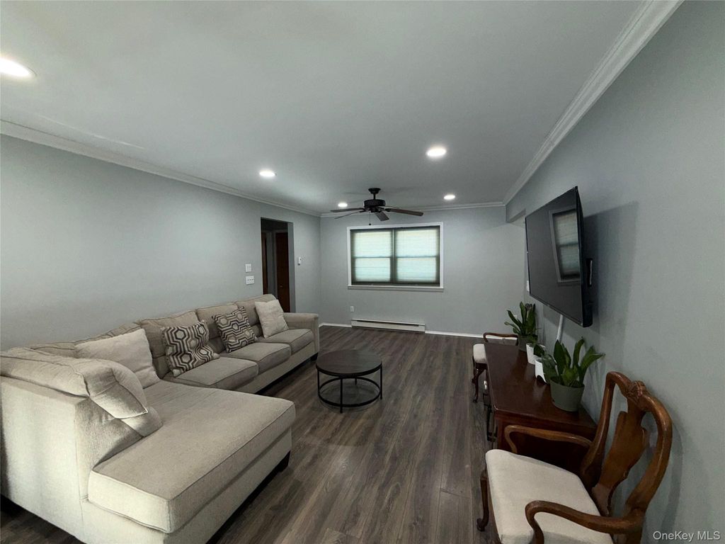 Photo of 22 Crescent Drive #85, Thiells, NY 10984 (MLS # 961081)