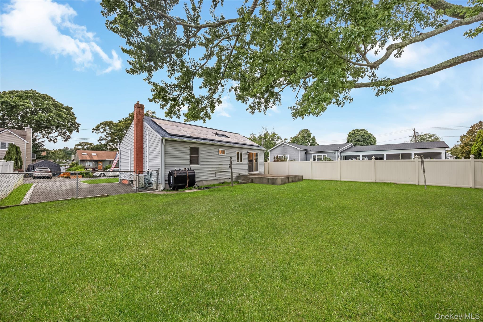 11 Delano Place
