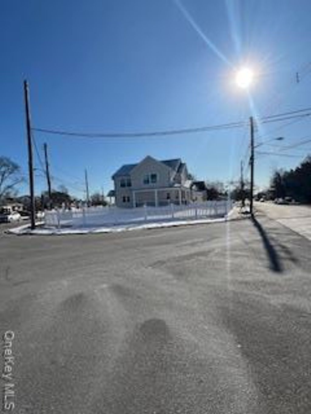 Photo of 403 S Bayview Avenue, Freeport, NY 11520 (MLS # 954562)