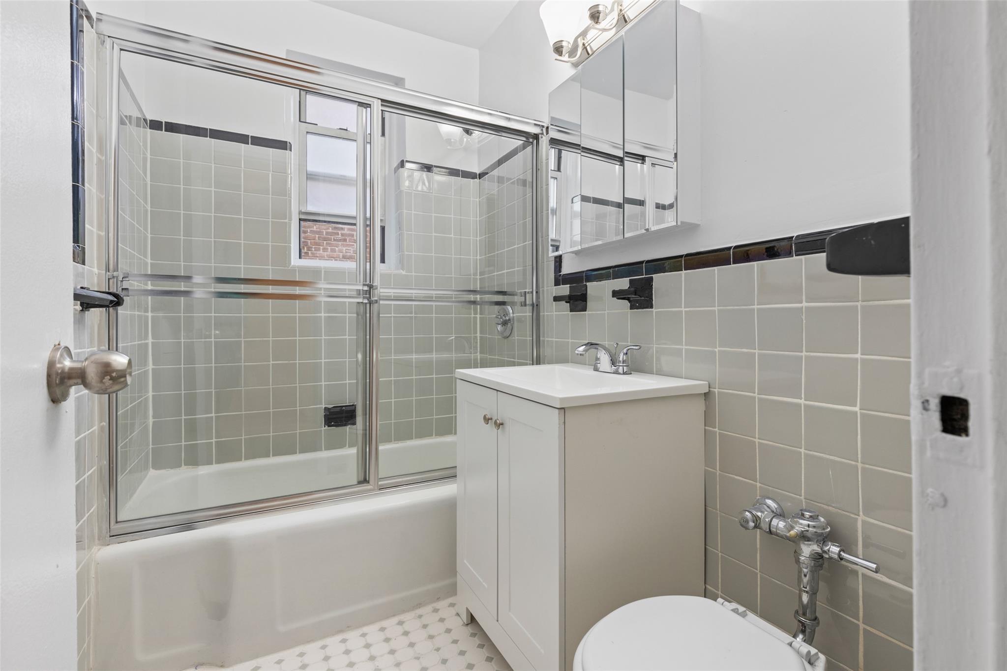 640 W 231st Street #5FF, Bronx, New York image 12